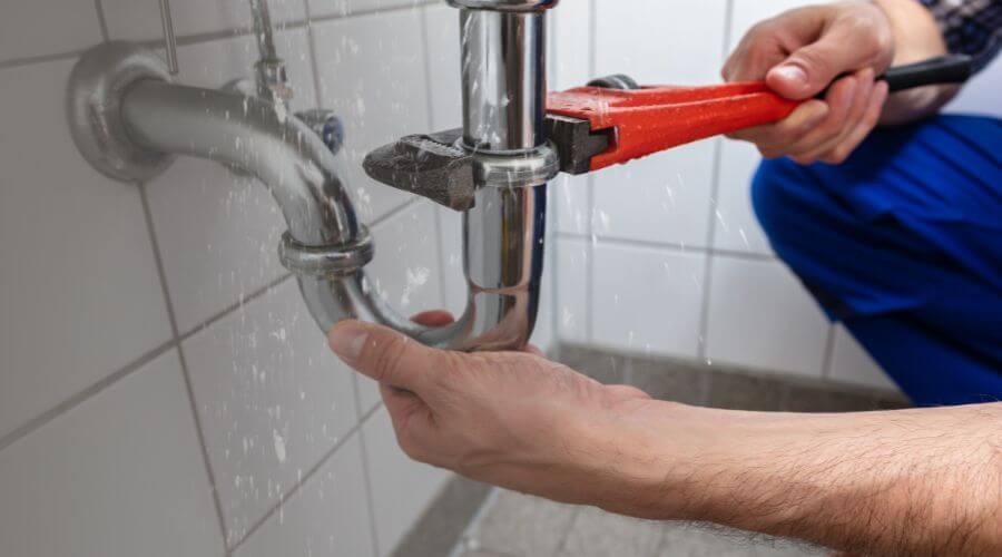 Expert burst pipe repair services in Grenada, MS